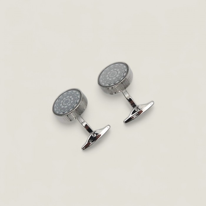 Butoni din oțel inoxidabil gri cu model geometric